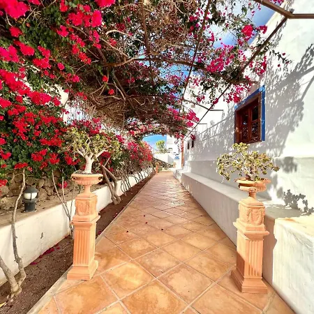 Doble Clasica Con Desayuno, Wifi Y Hermosa Piscina En Yaiza Apartmán *