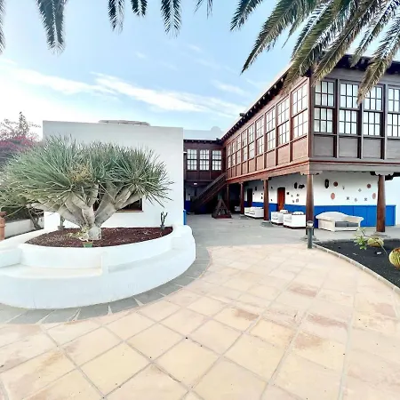 Doble Clasica Con Desayuno, Wifi Y Hermosa Piscina En Yaiza 아파트 *