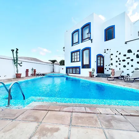Doble Clasica Con Desayuno, Wifi Y Hermosa Piscina En Yaiza Yaiza (Lanzarote)
